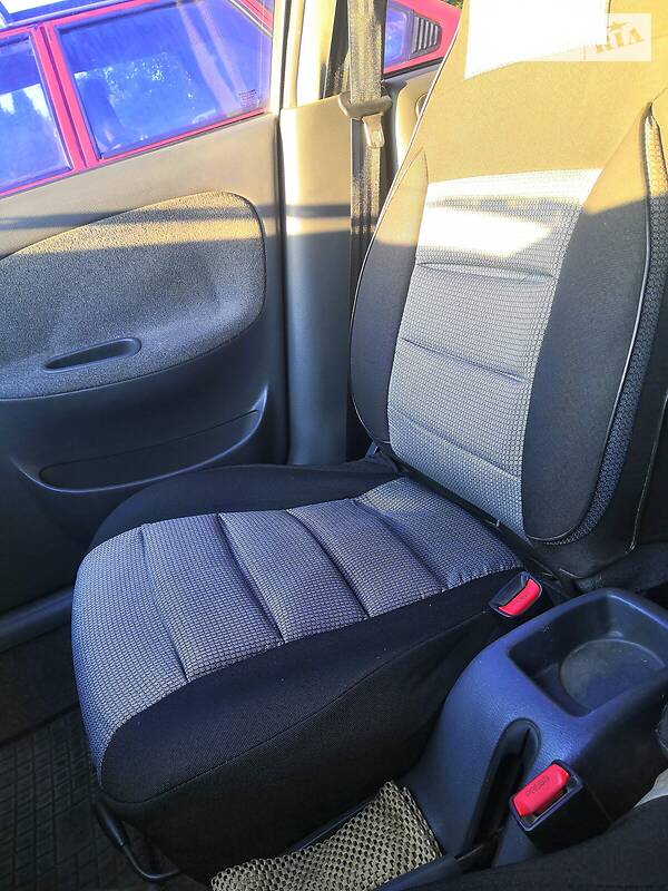 Седан Daewoo Sens 2006 в Горишних Плавнях