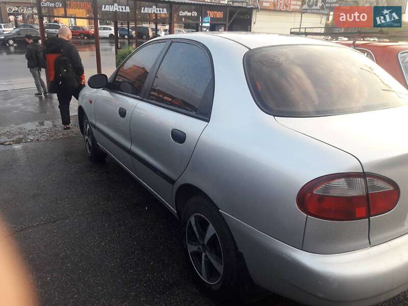 Седан Daewoo Sens 2004 в Запоріжжі