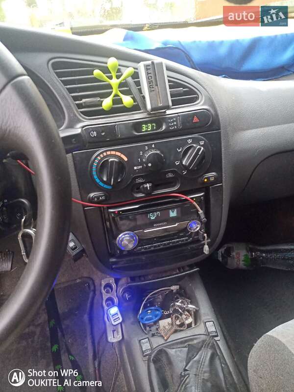 Седан Daewoo Sens 2004 в Ирпене