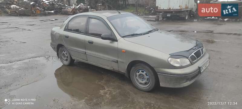 Седан Daewoo Sens 2003 в Львове