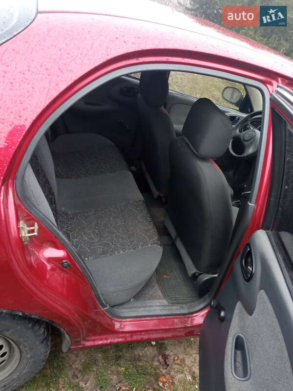 Седан Daewoo Sens 2005 в Запоріжжі
