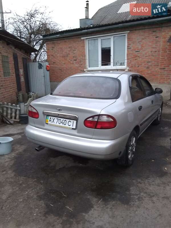 Седан Daewoo Sens 2004 в Дергачах