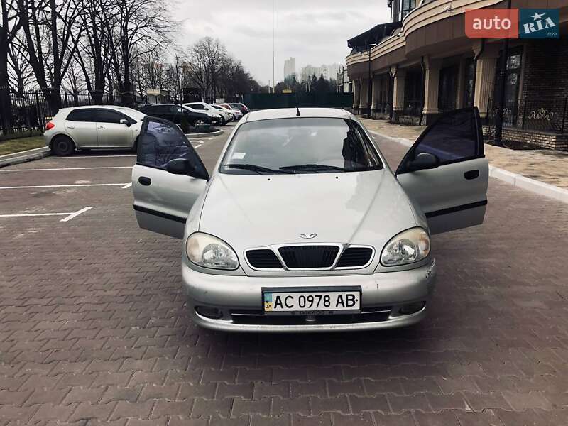 Седан Daewoo Sens 2004 в Киеве