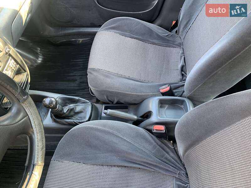 Седан Daewoo Sens 2004 в Чернігові