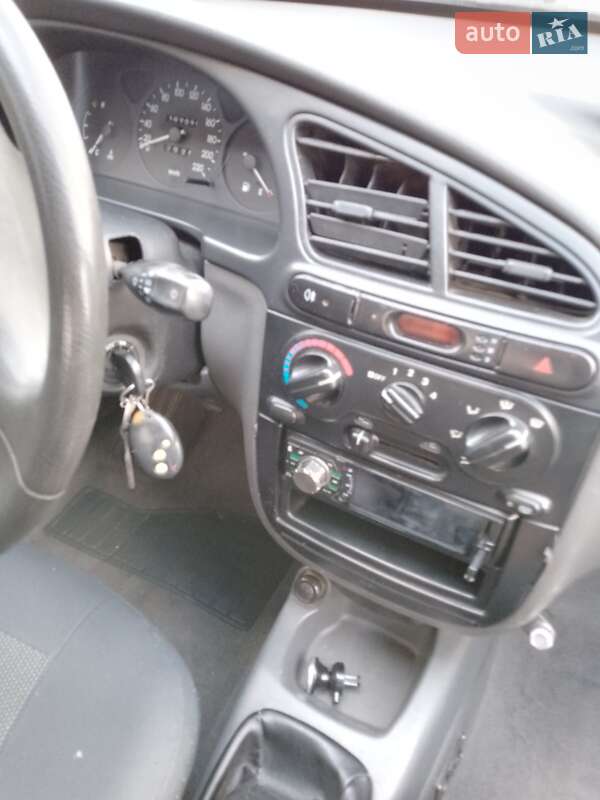 Хетчбек Daewoo Sens 2005 в Кам'янці-Бузькій
