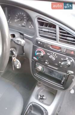 Хэтчбек Daewoo Sens 2005 в 