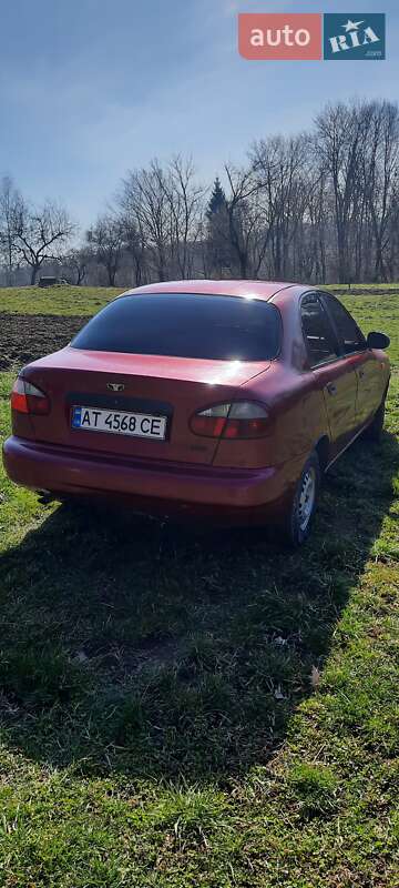 Седан Daewoo Sens 2006 в Косове