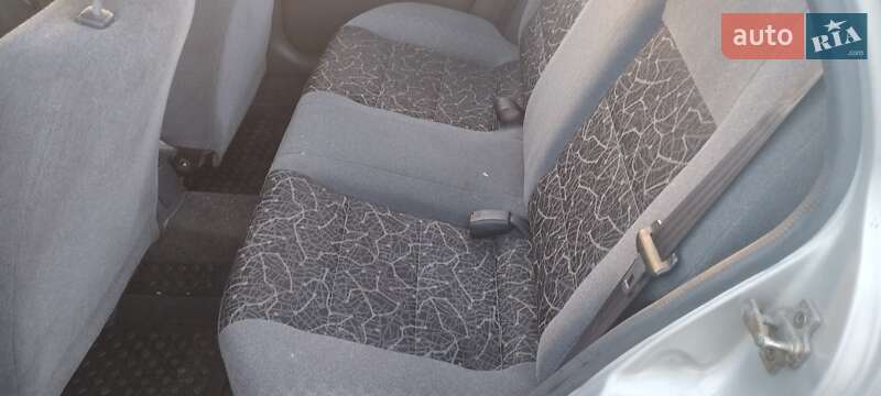 Седан Daewoo Sens 2004 в Яготине