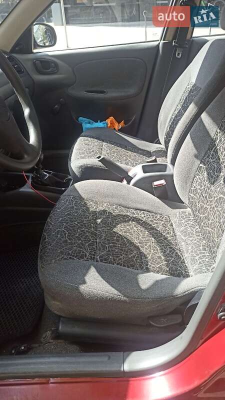 Седан Daewoo Sens 2005 в Ужгороде