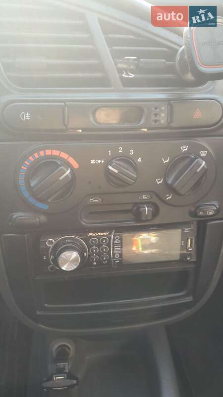 Седан Daewoo Sens 2003 в Полтаве