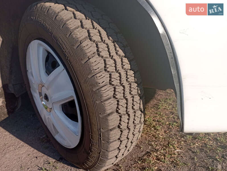 Седан Daewoo Sens 2005 в Гадяче