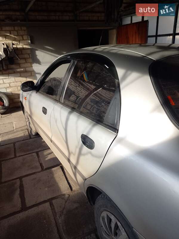 Седан Daewoo Sens 2003 в Краматорську