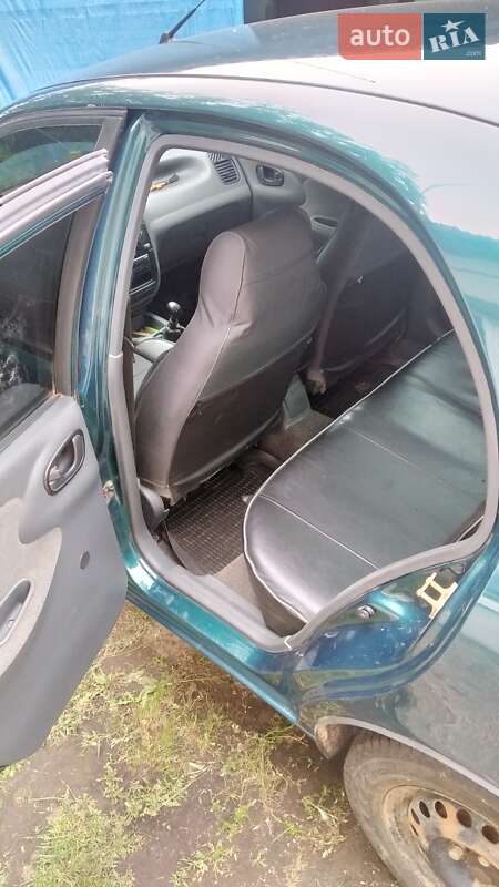 Седан Daewoo Sens 2006 в Новоукраинке