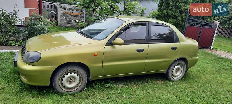 Седан Daewoo Sens 2006 в Вижниці