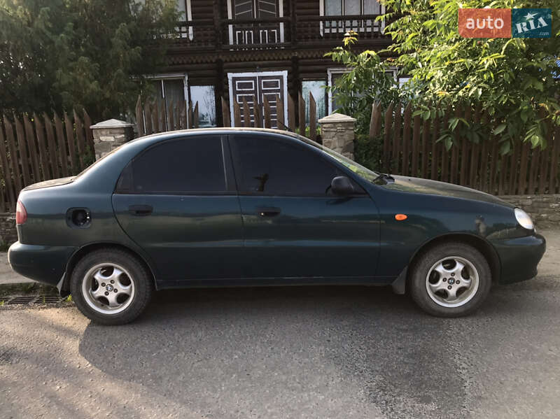 Седан Daewoo Sens 2005 в Сторожинце