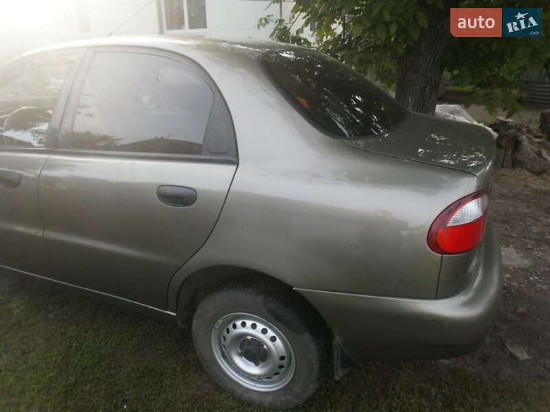 Седан Daewoo Sens 2005 в Днепре