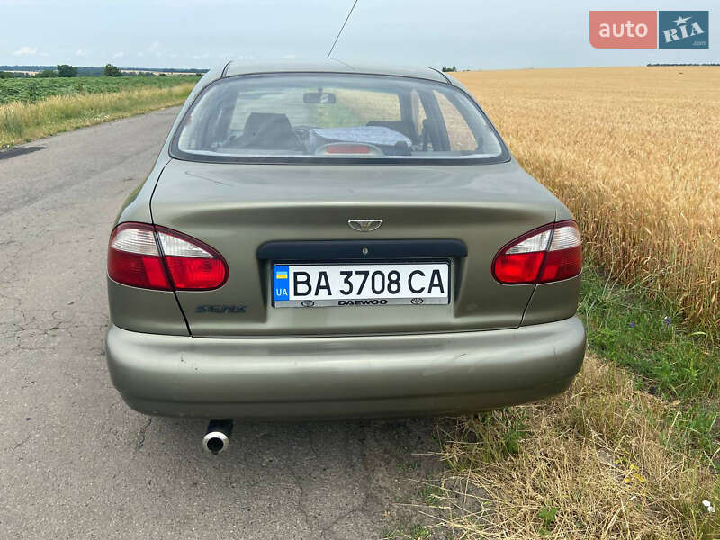 Седан Daewoo Sens 2003 в Голованевске