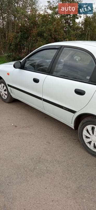 Седан Daewoo Sens 2004 в Николаеве