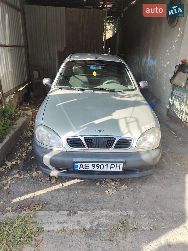 Седан Daewoo Sens 2004 в Дніпрі