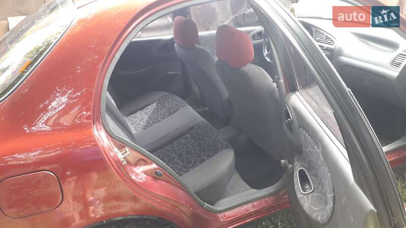 Седан Daewoo Sens 2002 в Каменец-Подольском