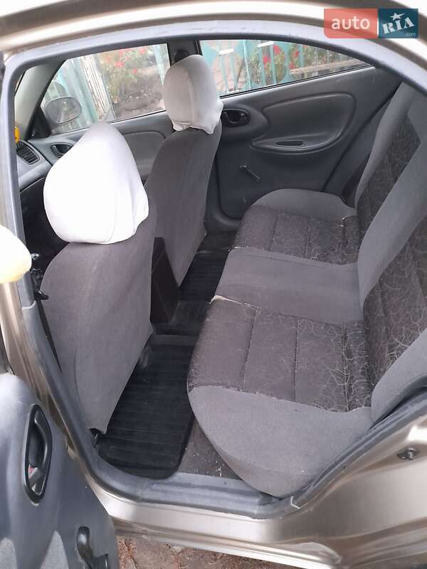 Седан Daewoo Sens 2005 в Кропивницькому