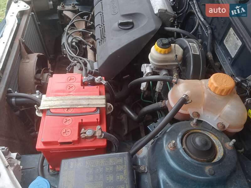Седан Daewoo Sens 2006 в Пустомытах