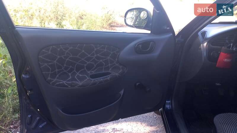 Седан Daewoo Sens 2004 в Балаклее