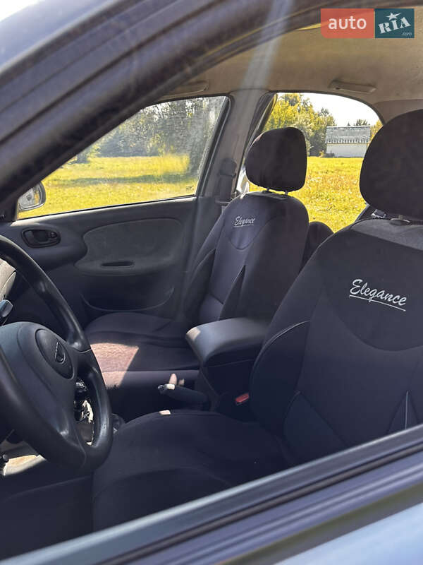Седан Daewoo Sens 2006 в Снятині