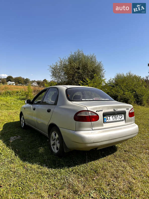 Седан Daewoo Sens 2006 в Снятині