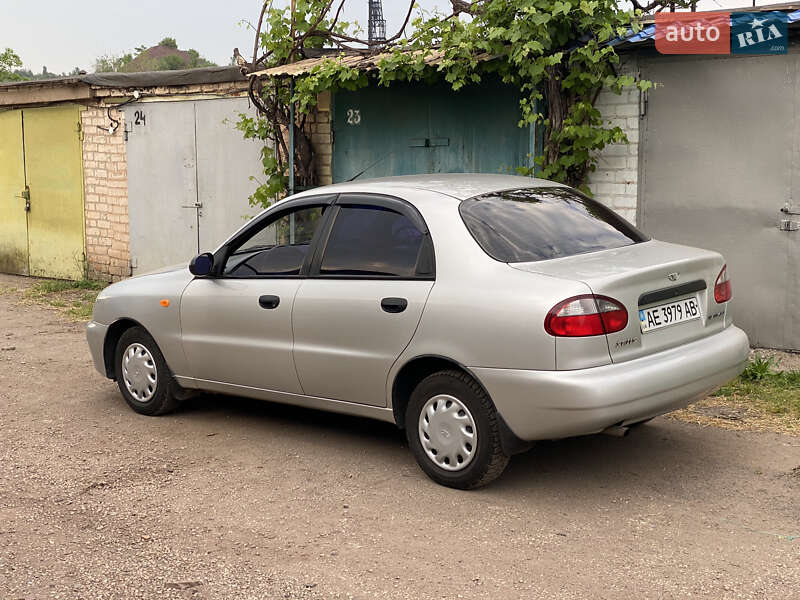 Седан Daewoo Sens 2002 в Кривом Роге