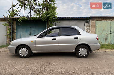Седан Daewoo Sens 2002 в Кривом Роге