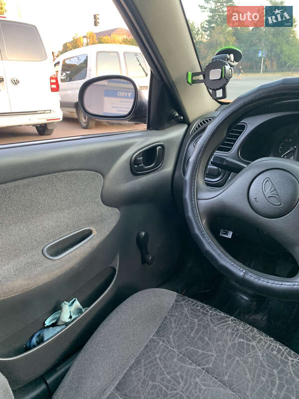 Седан Daewoo Sens 2004 в Киеве