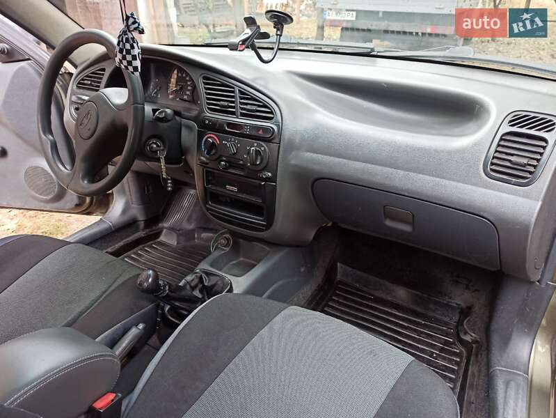 Седан Daewoo Sens 2004 в Германовке