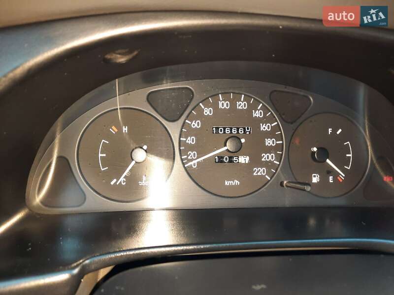 Седан Daewoo Sens 2003 в Запорожье