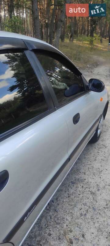 Седан Daewoo Sens 2004 в Полтаві