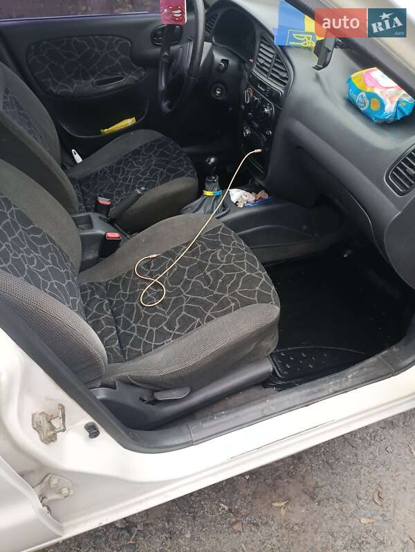 Седан Daewoo Sens 2001 в Харькове