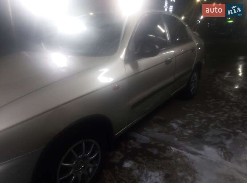 Седан Daewoo Sens 2004 в Ивано-Франковске