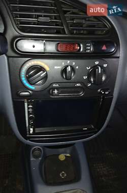 Седан Daewoo Sens 2011 в 