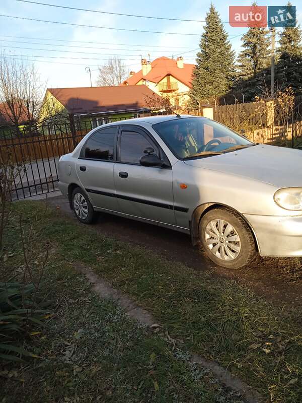 Седан Daewoo Sens 2005 в Львові
