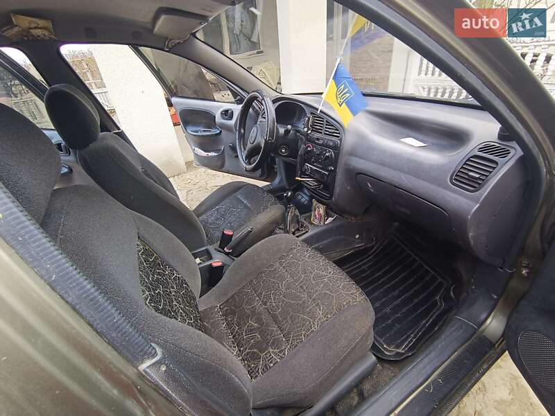 Седан Daewoo Sens 2005 в Борщеве