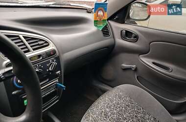 Седан Daewoo Sens 2010 в 
