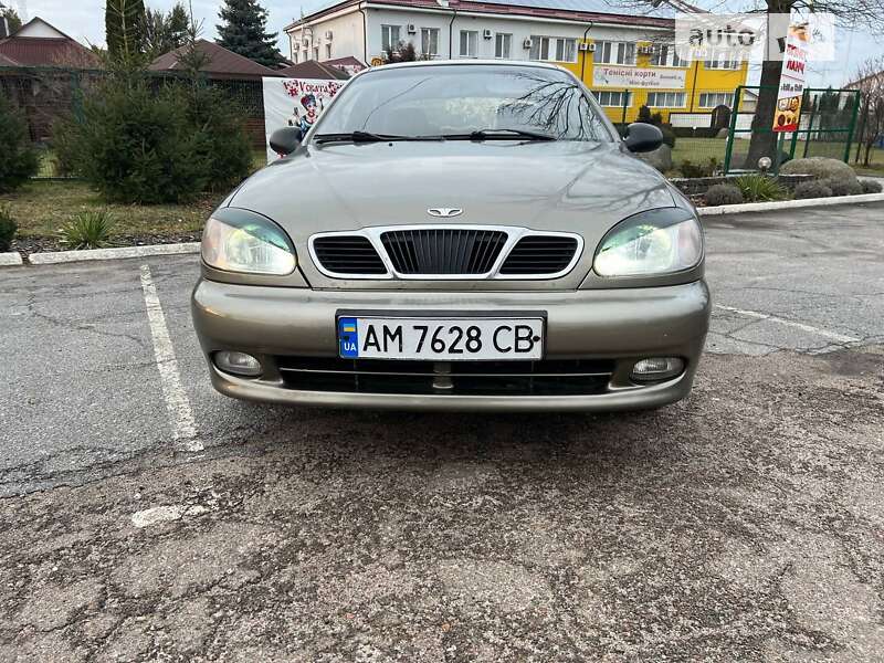 Седан Daewoo Sens 2002 в Бердичеві