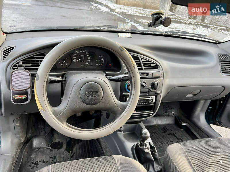 Седан Daewoo Sens 2006 в Днепре