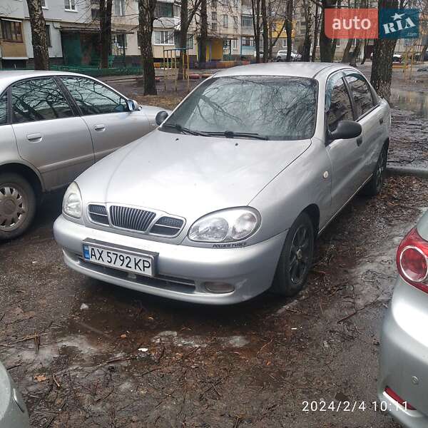 Седан Daewoo Sens 2002 в Первомайске