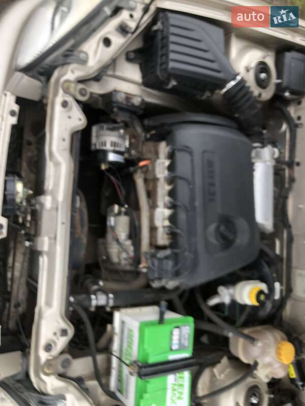 Седан Daewoo Sens 2004 в Дніпрі