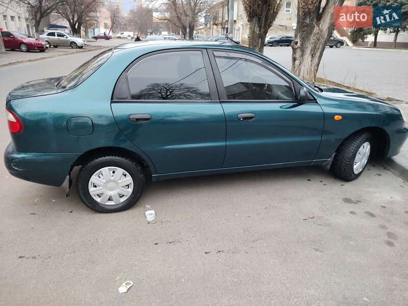 Седан Daewoo Sens 2004 в Одесі