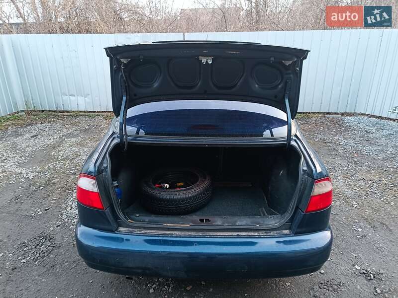 Седан Daewoo Sens 2003 в Полтаві