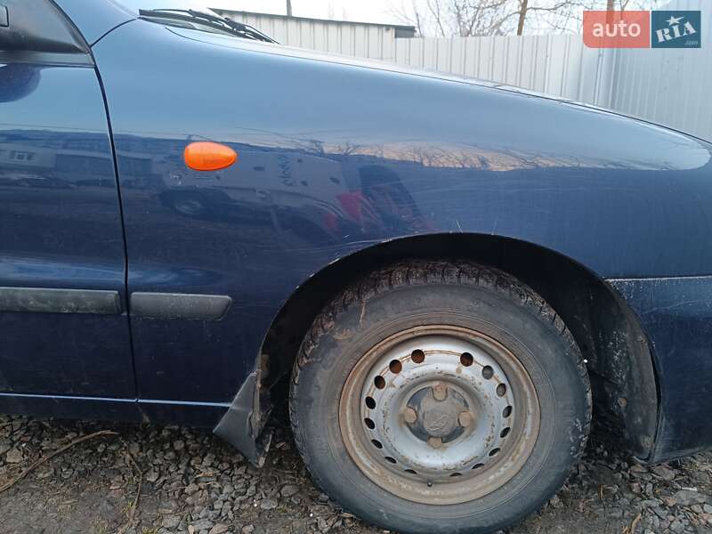 Седан Daewoo Sens 2003 в Полтаві