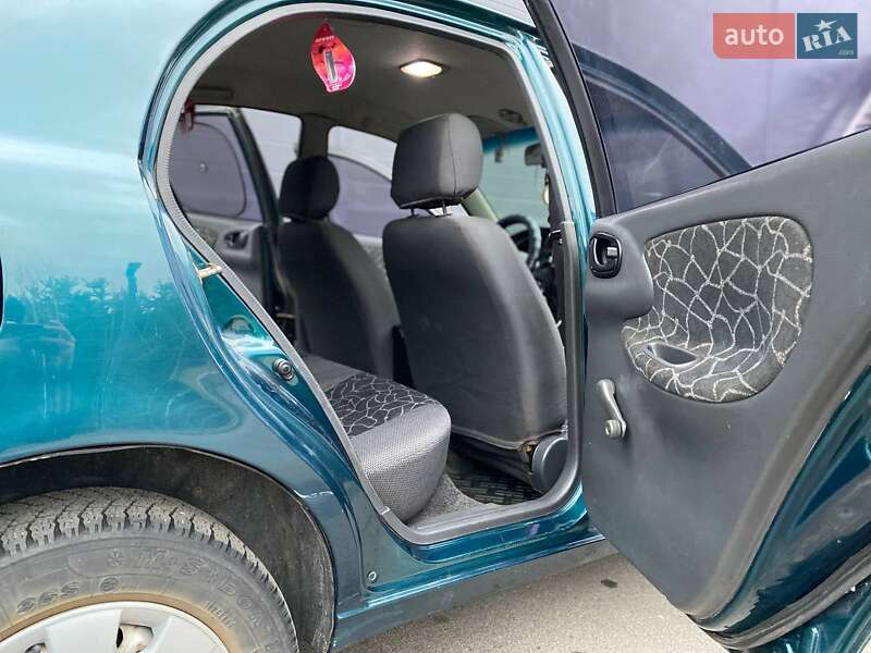 Седан Daewoo Sens 2003 в Киеве