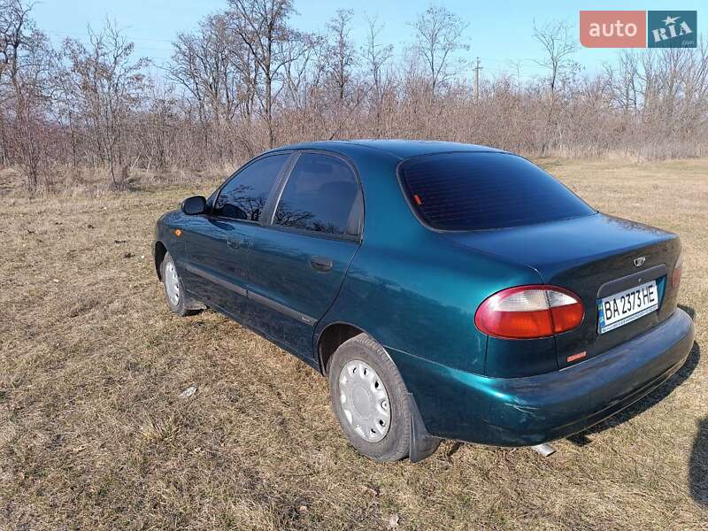 Седан Daewoo Sens 2004 в Долинській
